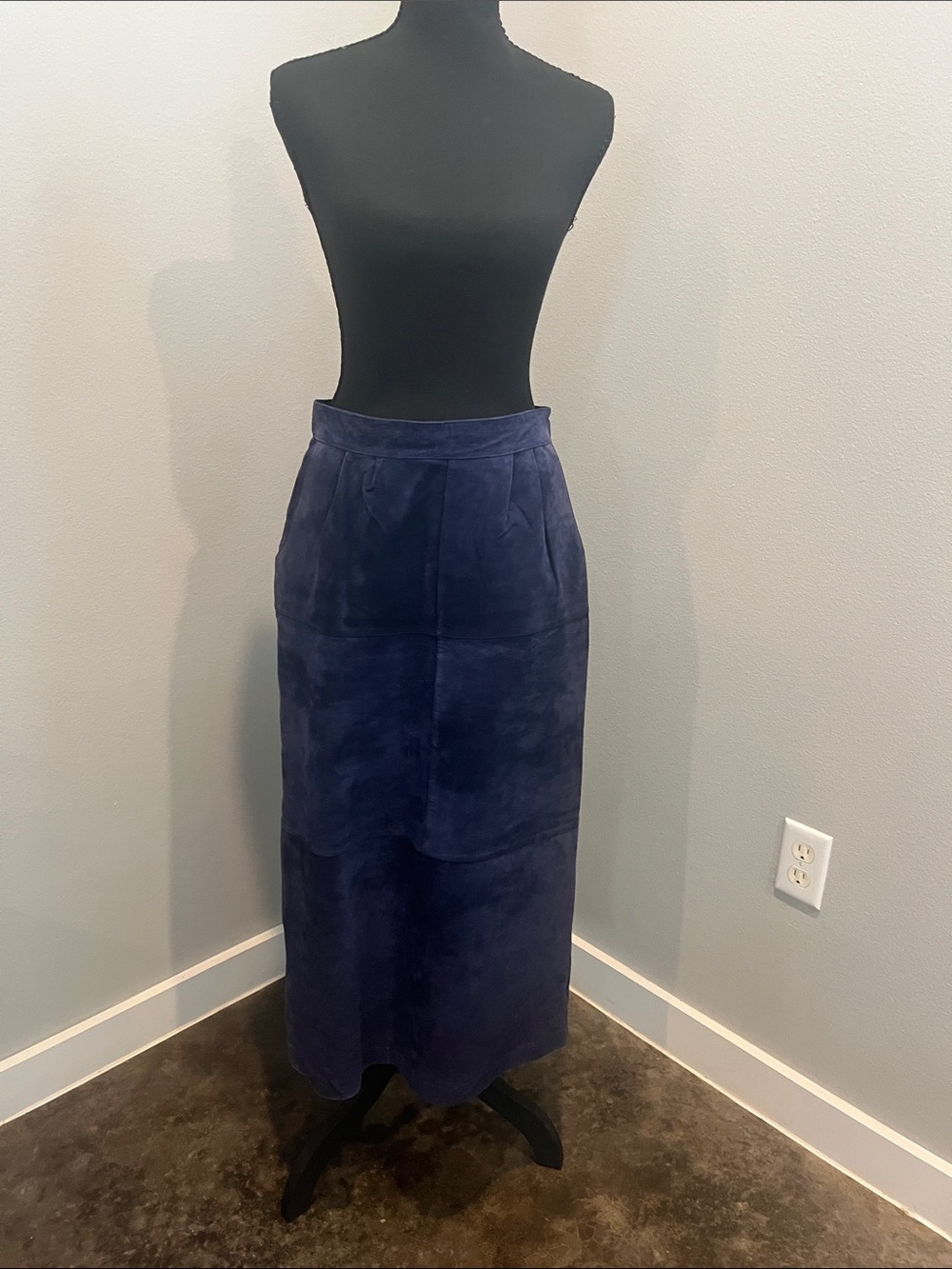 Vintage Navy Suede Midi Skirt - Sleek High-Waist Long Skirt